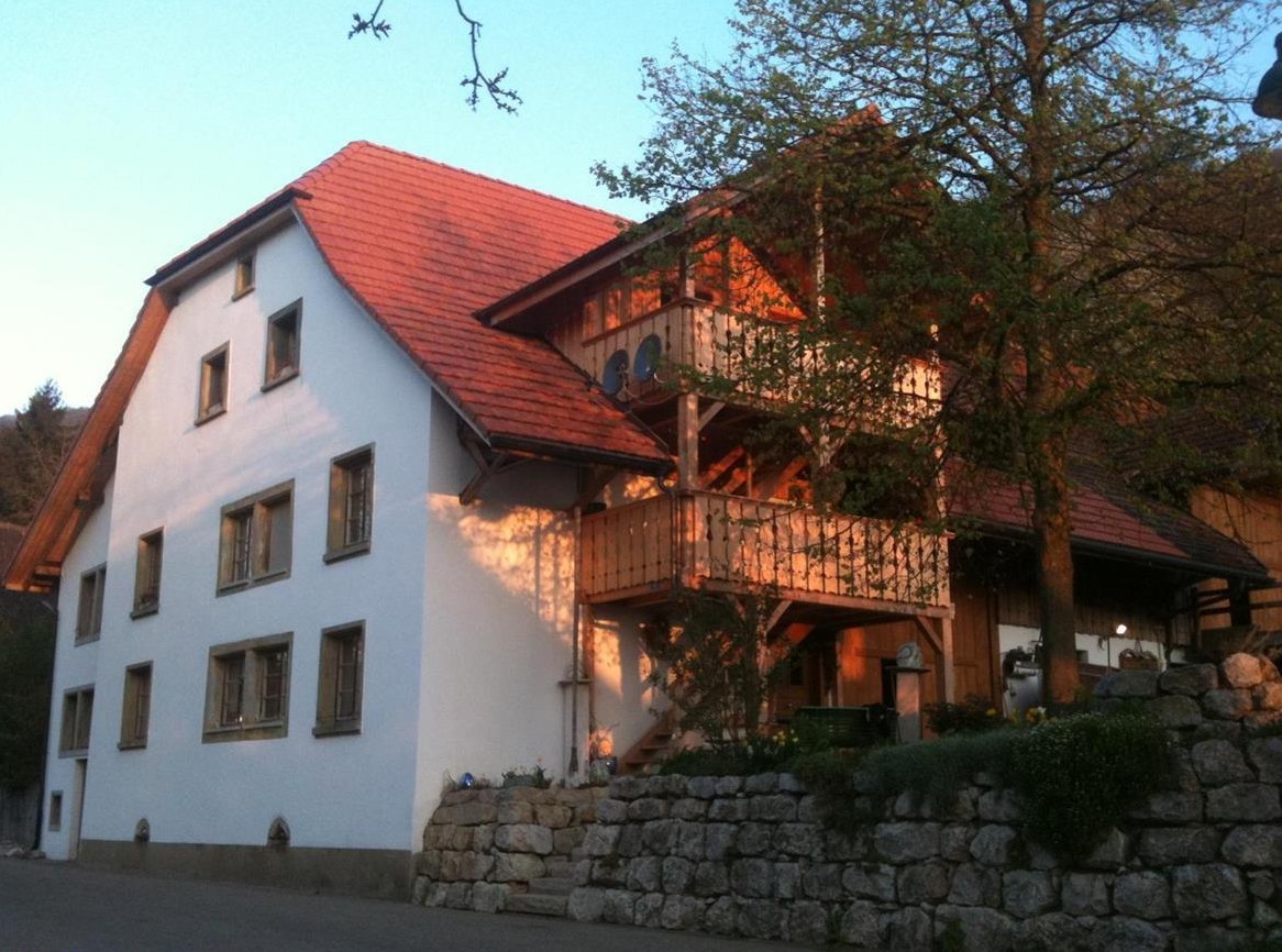 Grosszügige 4½-Zimmer Wohnung mit Pferdeboxen, Kanton SO